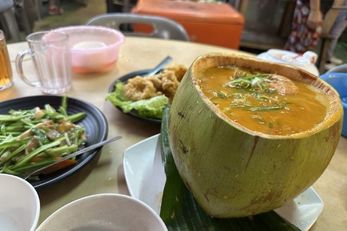 海乾大树下海鲜饭店