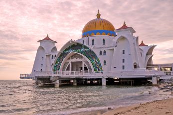 马六甲海峡清真寺 Malacca Strait Mosque