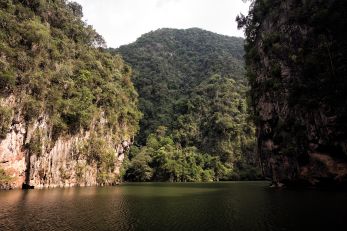 怡保镜湖 必去景点