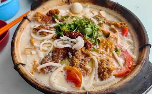 吉隆坡陶香肉骨茶鱼头米粉 Kuala Lumpur Tao Xiang Bah Kut Teh Fish Head Noodles